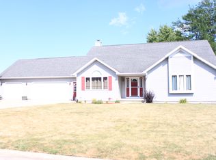 421 Canary St, Rock Falls, IL 61071