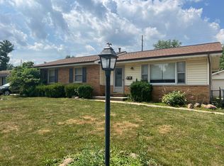 2437 Idlewild Dr, Springfield, IL 62704