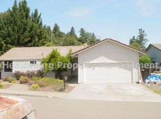 186 Chablis Way, Cloverdale, CA 95425