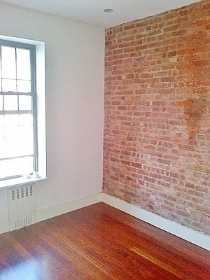 Rented by Bohemia Realty Group | media 7