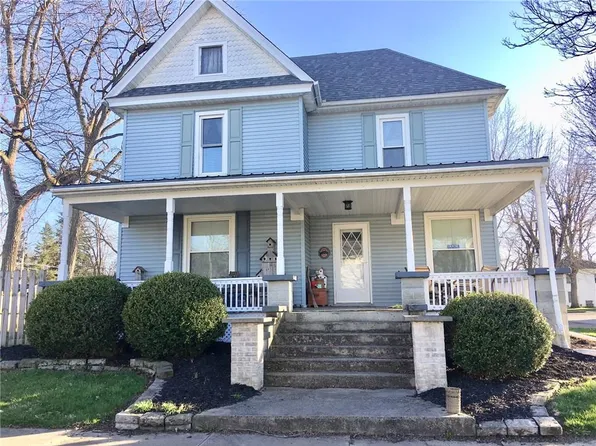 102 Walnut St, Belle Center, OH 43310