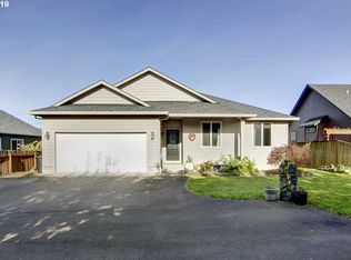 60 Scott Ln, Creswell, OR 97426