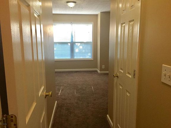 4th image of 24 Maidie Ln