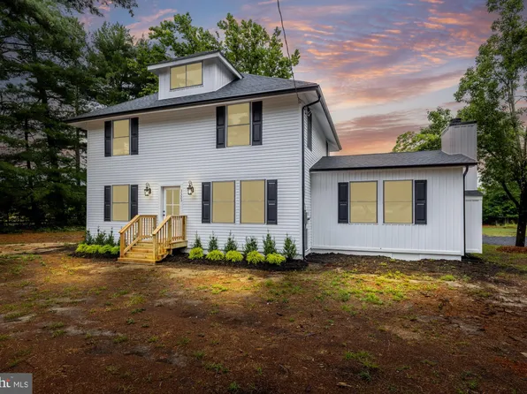 3323 Nesco Rd, Hammonton, NJ 08037