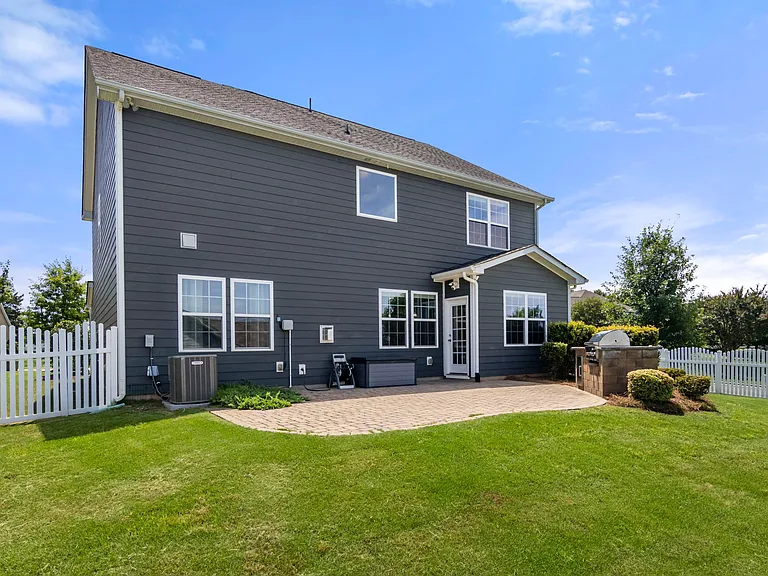 5009 Glenellen Way — Photo 46