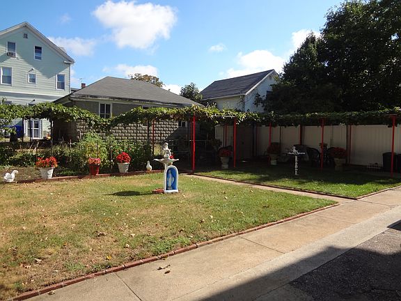 2nd image of 48 Freeborn Ave #2