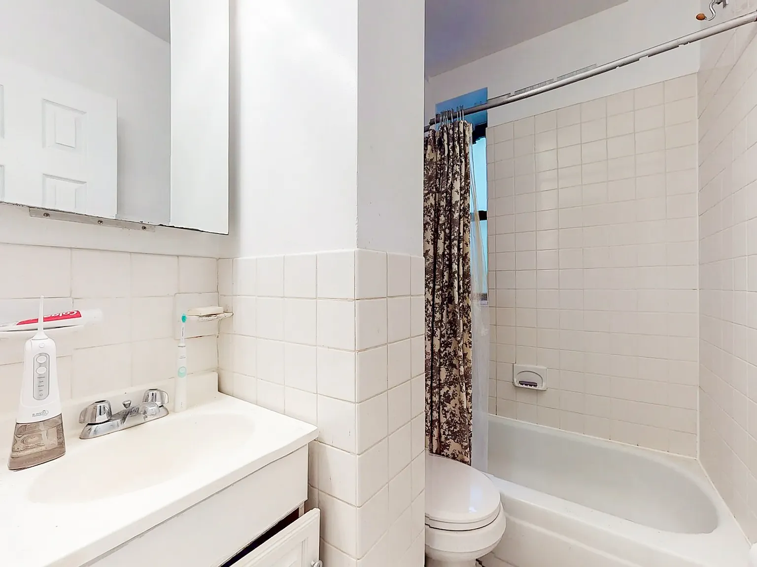 324 East 91st Street — Photo 4