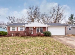 1133 Fordyce Ln, Saint Charles, MO 63303
