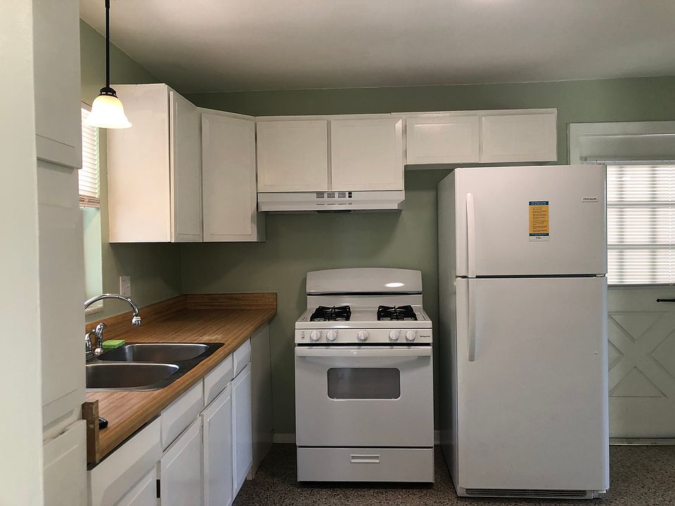 1st image of 1209 Forester Ave