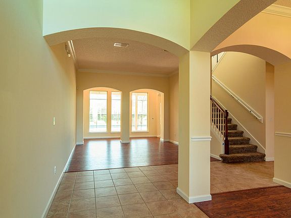 3rd image of 1005 W Terranova Way
