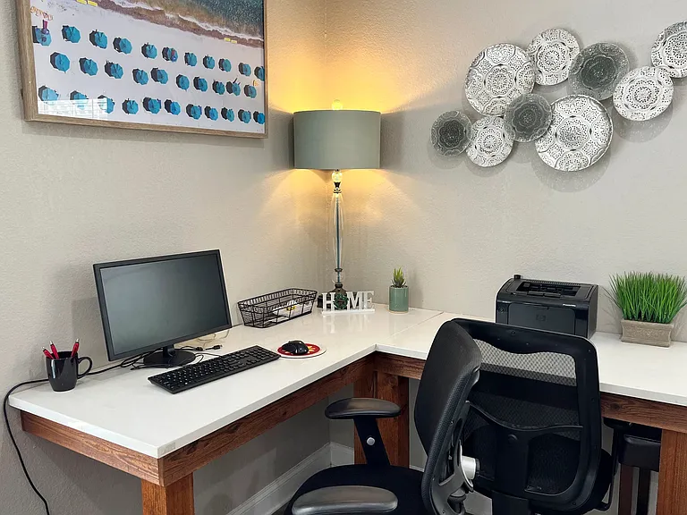 The Pinnacle Apartments — Photo 9