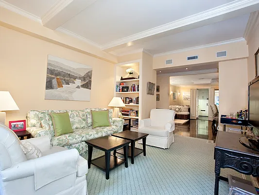 Sold by Sotheby's International Realty | media 4