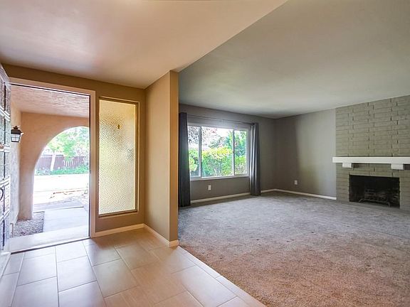 5th image of 3415 Conrad Ave