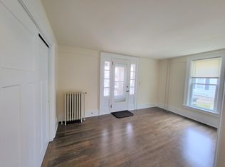 216 Fowler St #B, Oconomowoc, WI 53066