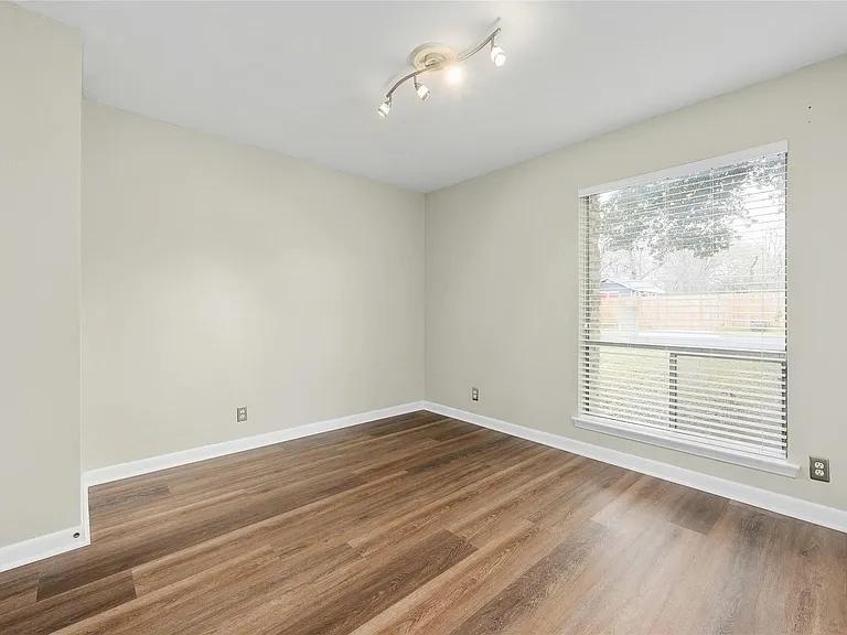 6504 Libyan Dr — Photo 16