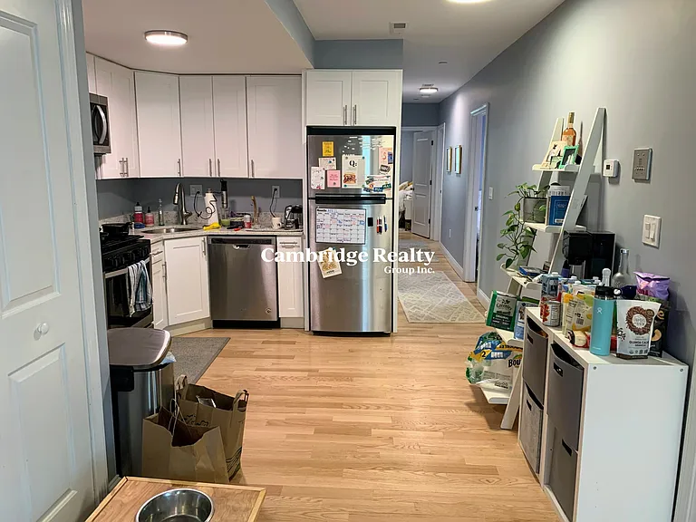 91 Munroe St #2 — Photo 5