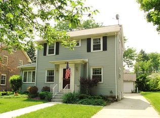 516 S Ashland Ave, La Grange, IL 60525