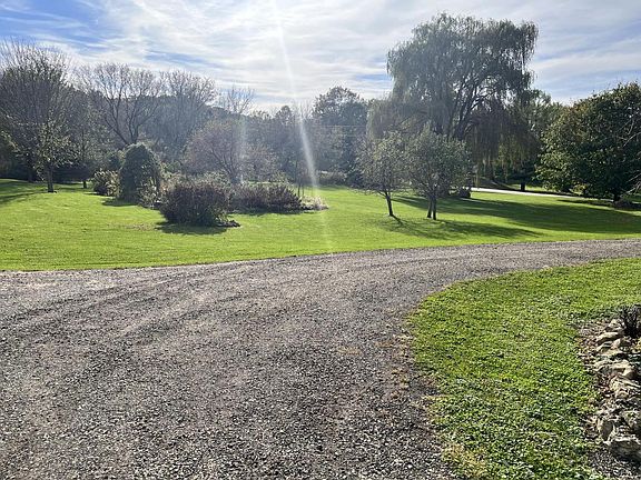 3rd image of S5280 Lewison ROAD