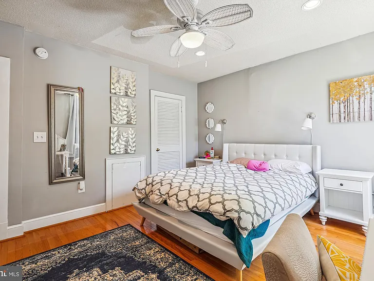 1125 Maryland Ave NE #16 — Photo 13