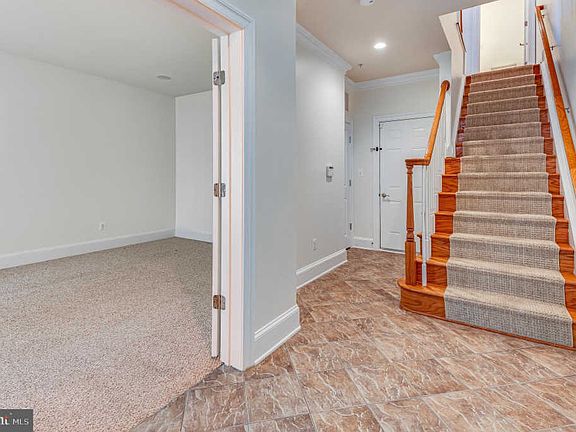 4th image of 1830 Potomac Greens Dr
