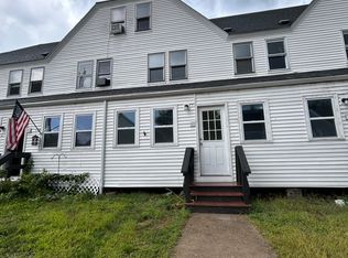 40 Overlook St #40, Whitinsville, MA 01588