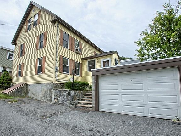 2nd image of 3 Parker Ct