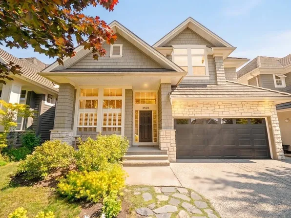 3528 Rosemary Heights Cres, Surrey, BC V3Z 0M4