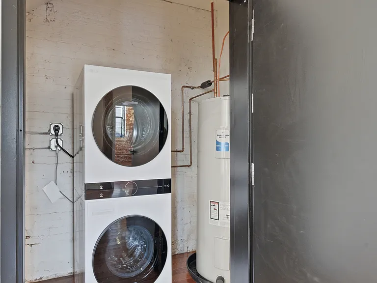 1801 N Howard St #205 — Photo 14