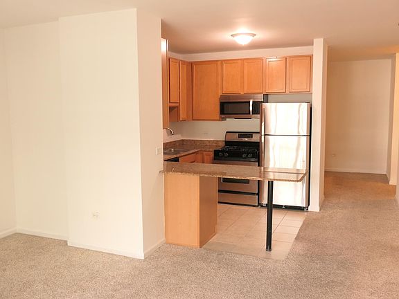 5th image of 125 S Jefferson St #1705