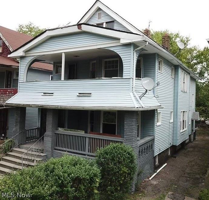 1st image of 3241 E 123rd St