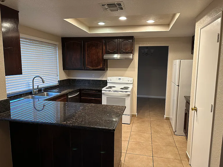 4215 Equinox Way — Photo 14