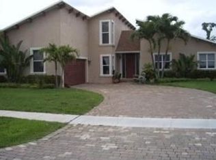 21562 Little Bear Ln, Boca Raton, FL 33428