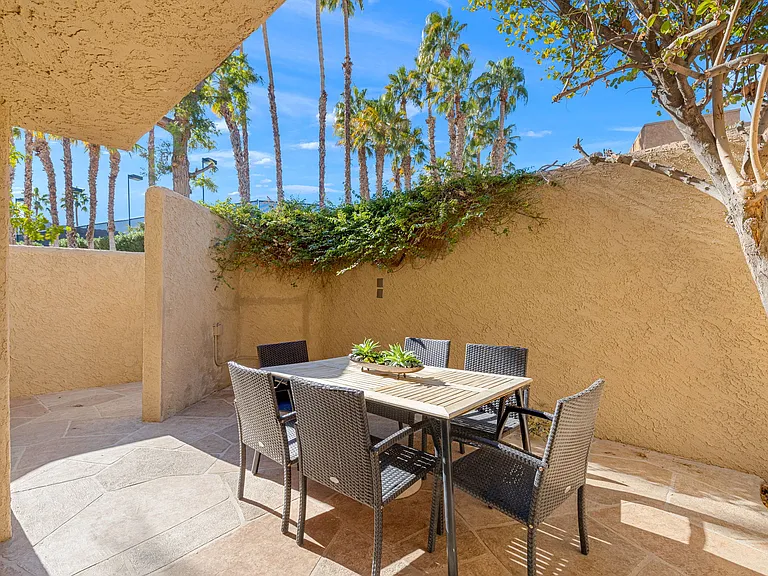 49031 Mariposa Dr — Photo 31