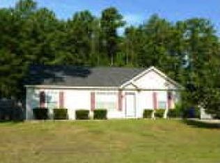 6085 Lynwood Dr, Forest Park, GA 30297