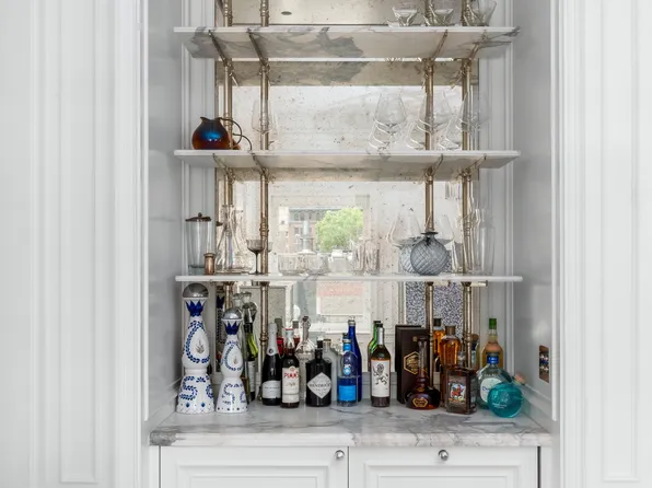 78 Irving Place image 8 of 25