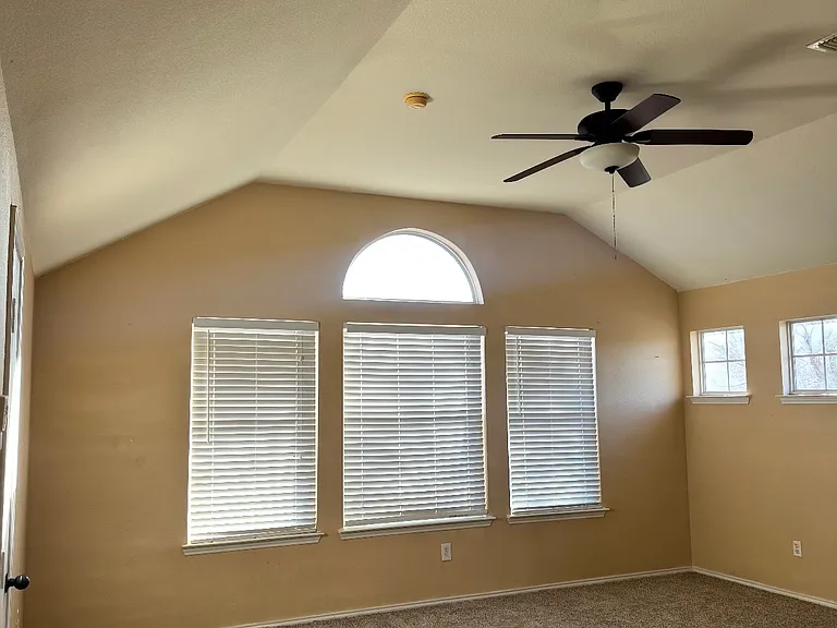 8508 Prairie Dawn Dr — Photo 16