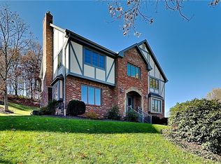 2500 Lindenwood Dr, Wexford, PA