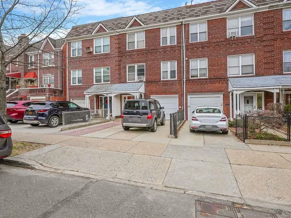 21-58 Steinway Street, Astoria, NY 11105