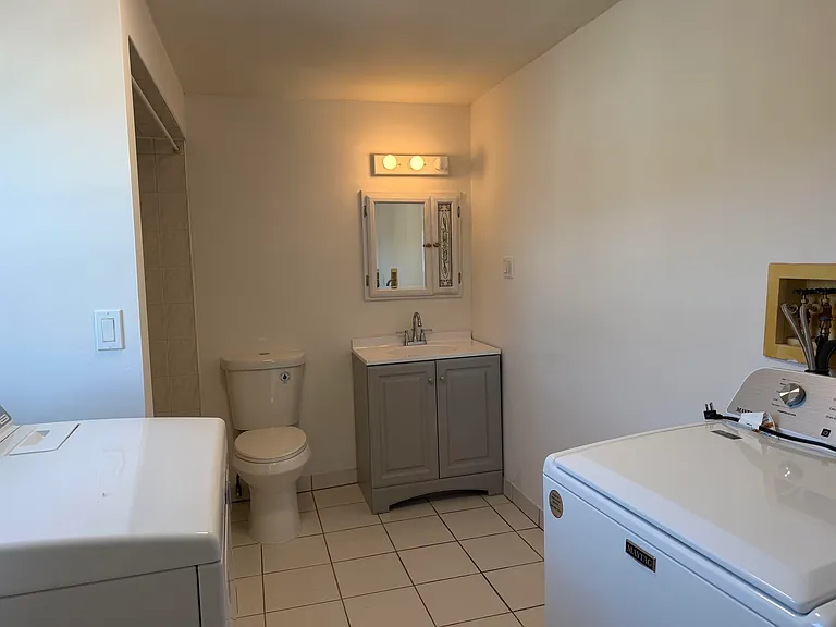119 Marsellus Pl #2 — Photo 11