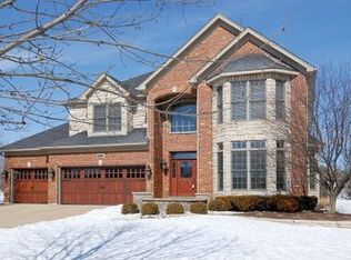 3808 Horizon Ct, Naperville, IL 60564