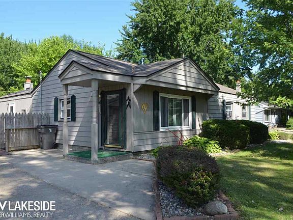 3rd image of 21545 Ulrich St