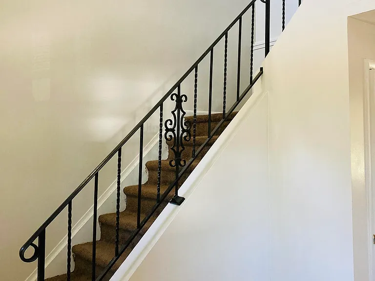 Mountain Ridge Townhouses — Photo 16