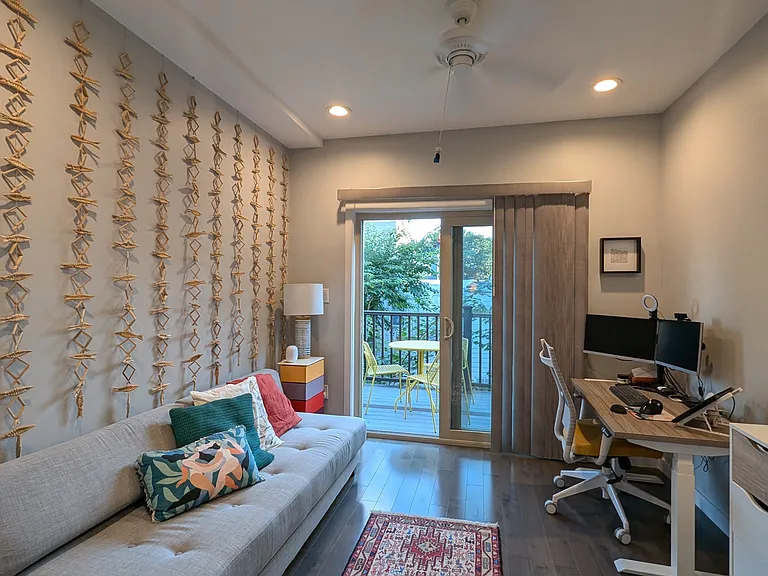 Second room - It can be used as an office, bedroom or an additional living space. Access to a raised patio