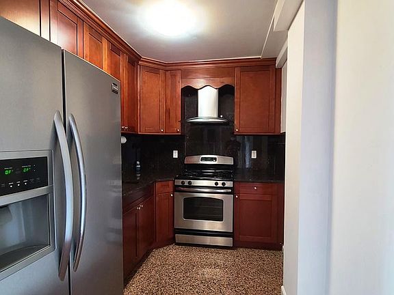 3rd image of 141-18 Cherry Ave #3E