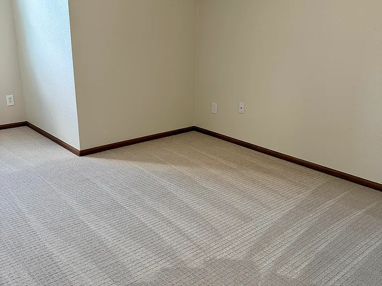 10657 W Roxbury Ave — Photo 29