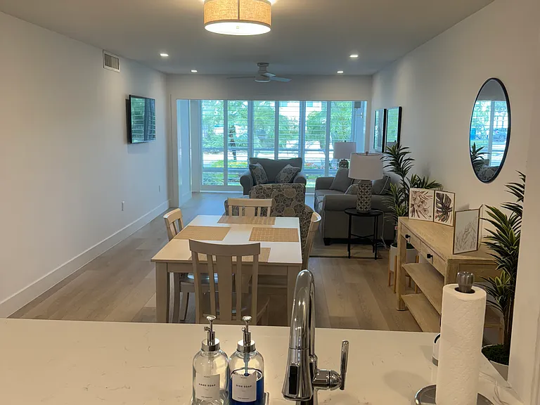 252 Banyan Blvd #252 — Photo 8