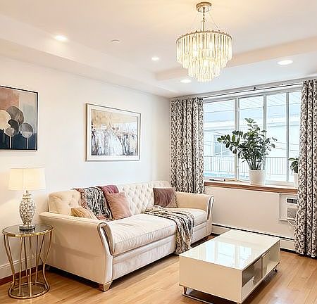 5th image of 729 40th St #2F