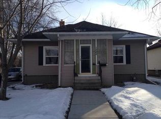 1242 Cass St, Green Bay, WI 54301