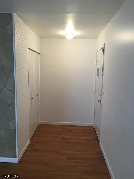 1 bed, 1.0 bath, $1,850 — Photo 4