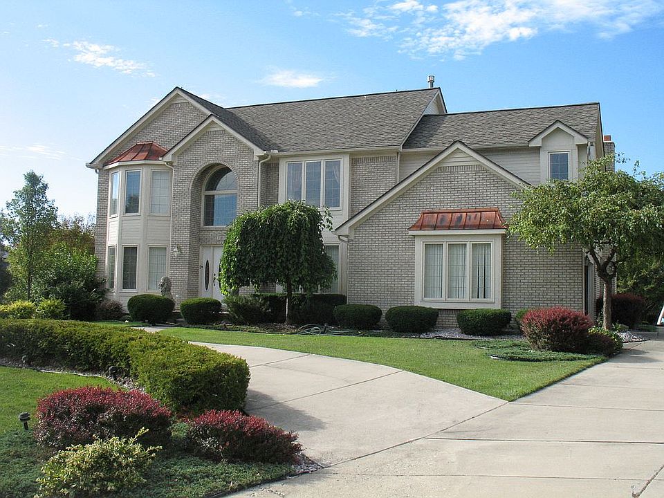 1st image of 21819 Sheffield Dr